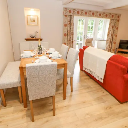 T'other End Arkle Town House